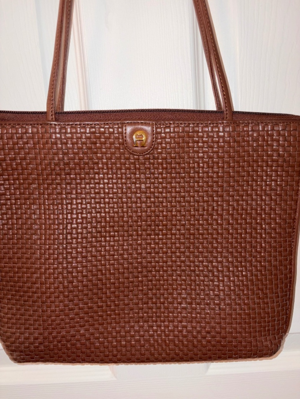 Vintage Etienne Aigner brown woven purse